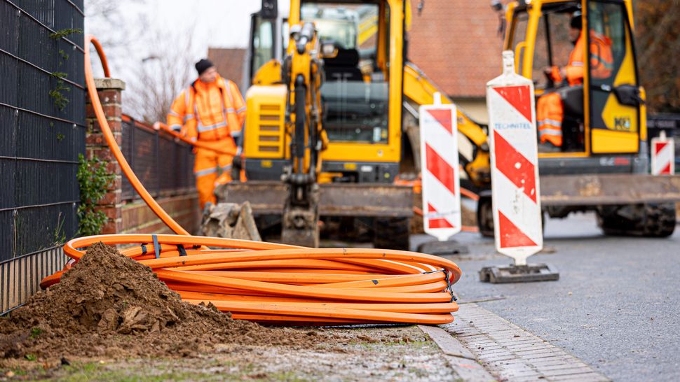 Glasfaserausbau – FTTH / FTTB Hausanschlüsse in Wallersdorf & Niederbayern